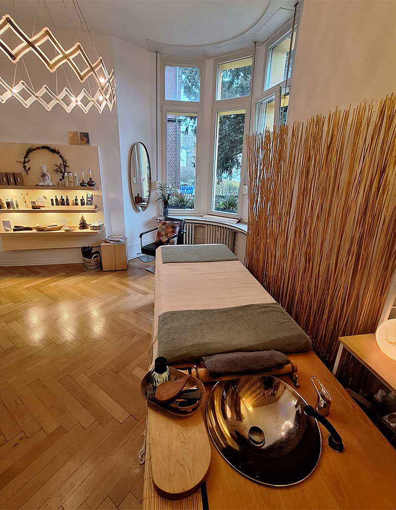 Naturfriseurin Agnieszka Keller - persönliche Beratung in Krefeld